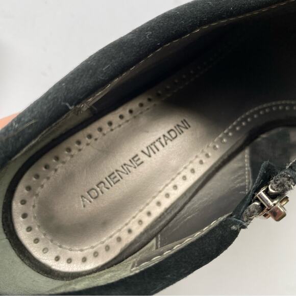 Adrienne Vittadini Women's Low Ankle Heeled Booties Size 8.5 Black Suede - Picture 5 of 9